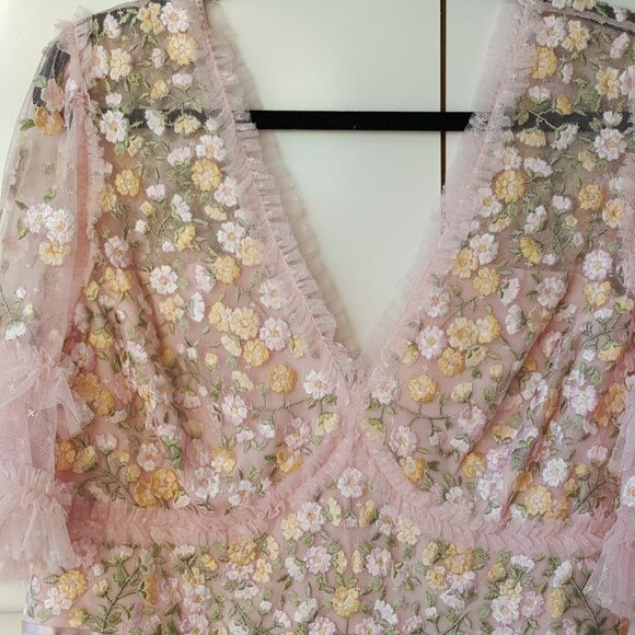 Needle & Thread ! Wildflower Ditsy Embroidered Tulle Gown (US16) - Picture 6 of 17
